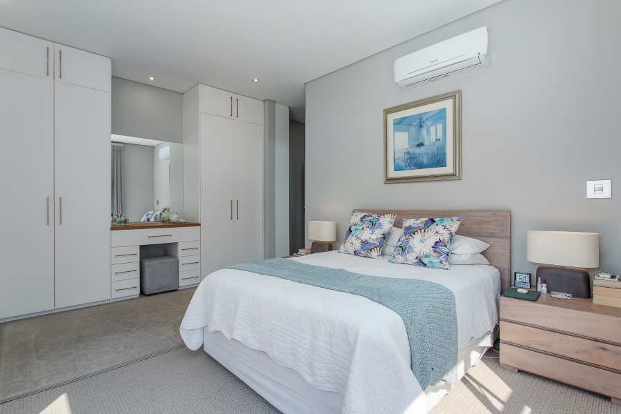 4 Bedroom Property for Sale in Val De Vie Estate Western Cape